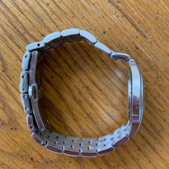 Vintage GUCCI stainless steal watch - Picture 5 of 7